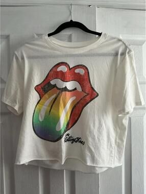 White Rolling Stones cropped tee